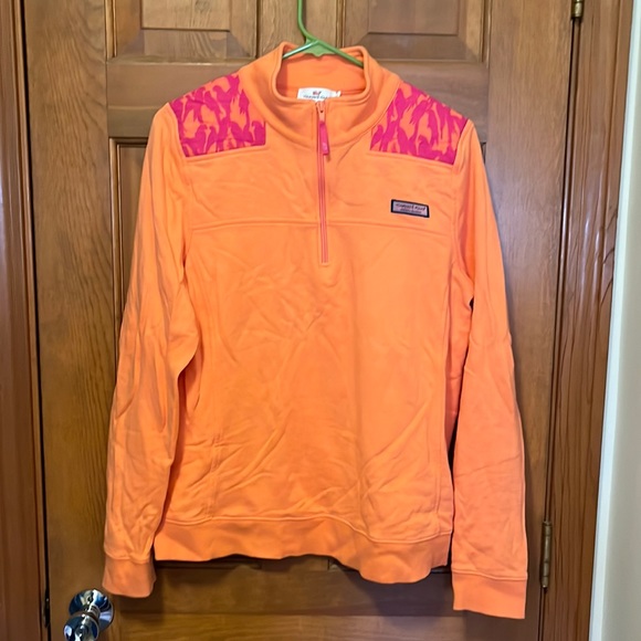 Vineyard Vines Tops - Vineyard Vines parrots shep shirt